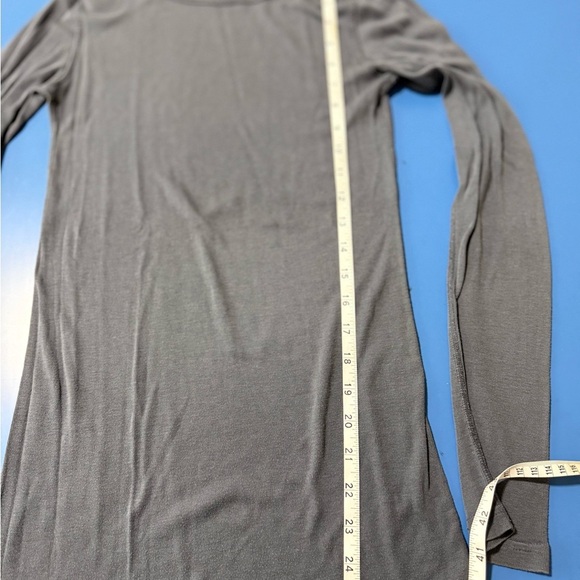 Pure Black T Maternity Top. Very Good Condition. Size XS - Picture 3 of 5